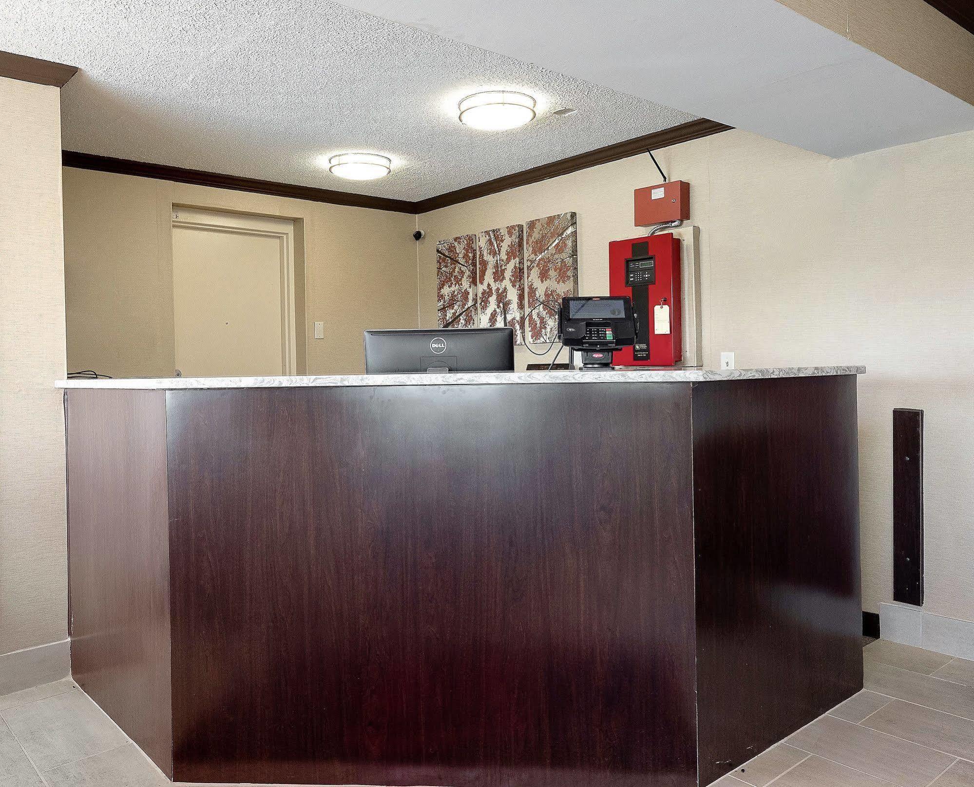 Red Roof Inn Dayton Huber Heights Экстерьер фото